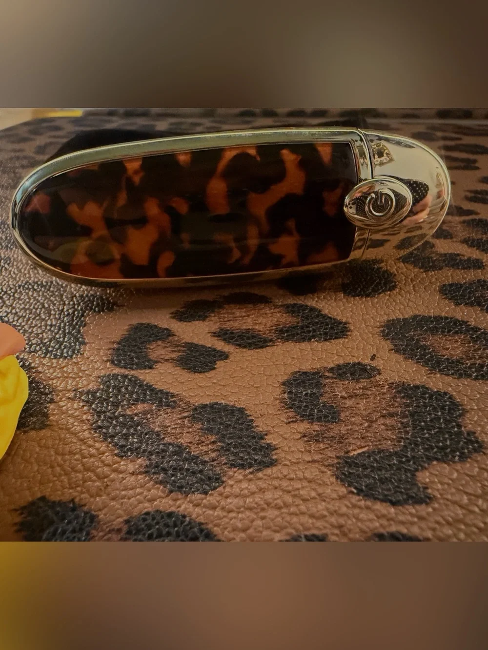 GUERLAIN Gold Tortoise Case Red Lipstick